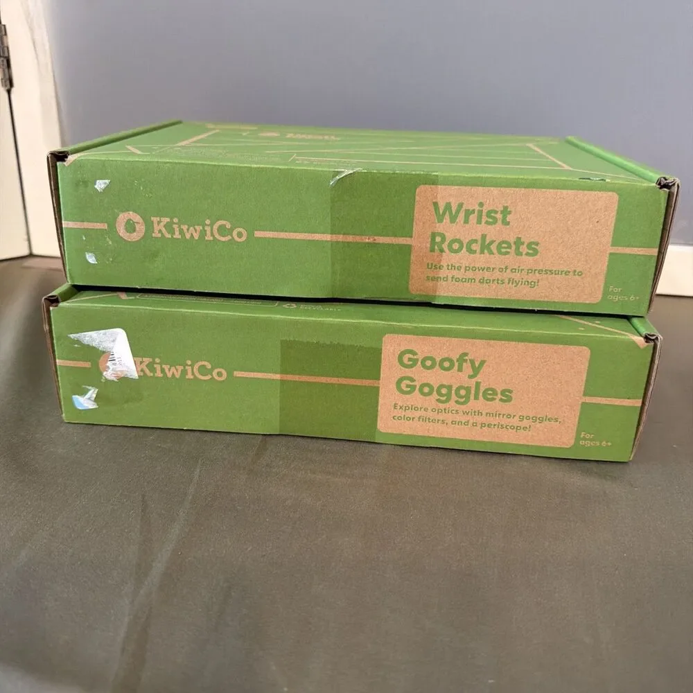 kiwi co crate Lot Wrist Rockets & Goofy Goggles New Age 5-8